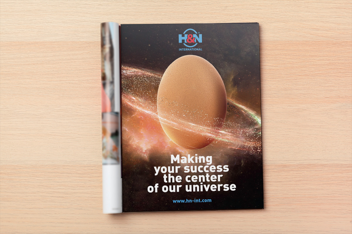 Anuncio H&N International - Making your success the center of our universe - Brown Egg (impreso)